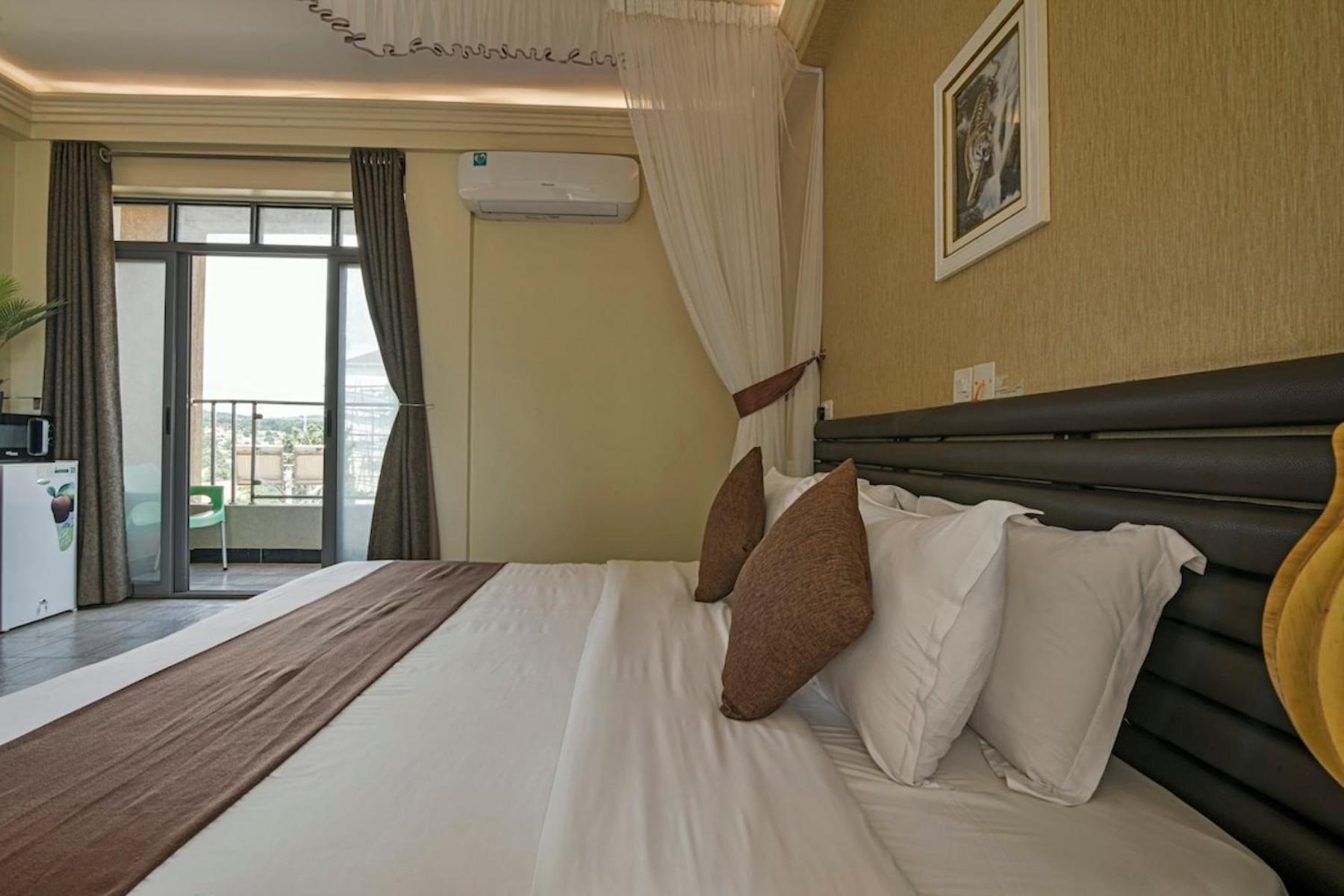 Hoima Buffalo Hotel & Business Hub Ltd Exterior foto